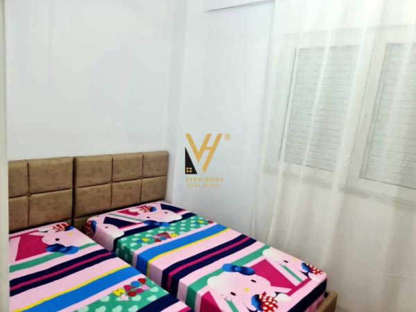 Tirane, jepet me qera apartament 2+1+Ballkon Kati 2, 80 m² 700 € (KODRA E DIELLIT)