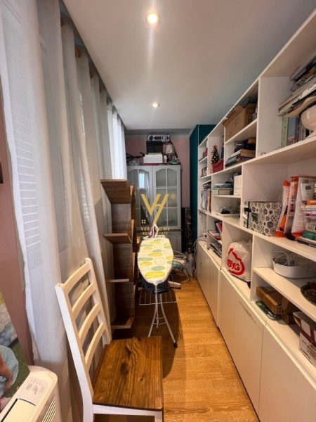 Tirane, jepet me qera apartament 2+1 Kati 10, 169 m² 1.500 € (QENDER)