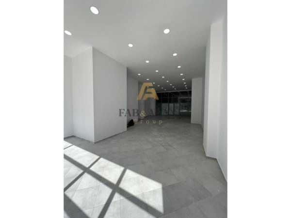 Tirane, shitet ambjent biznesi Kati 0, 127 m² 392.450 € (Astir)