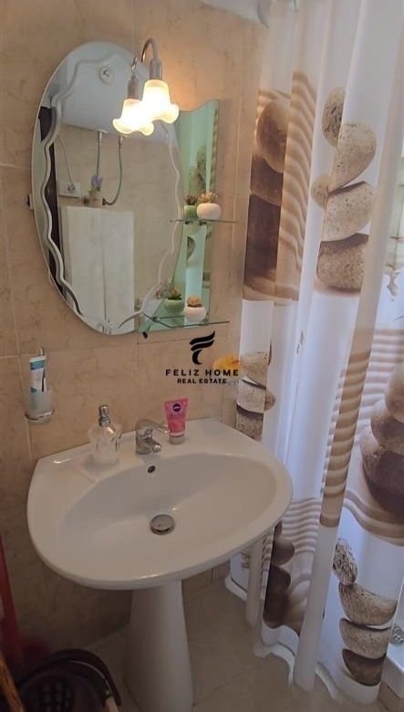 Tirane, shitet apartament 1+1+Ballkon Kati 2, 56 m² 97.000 € (LAPRAKE)