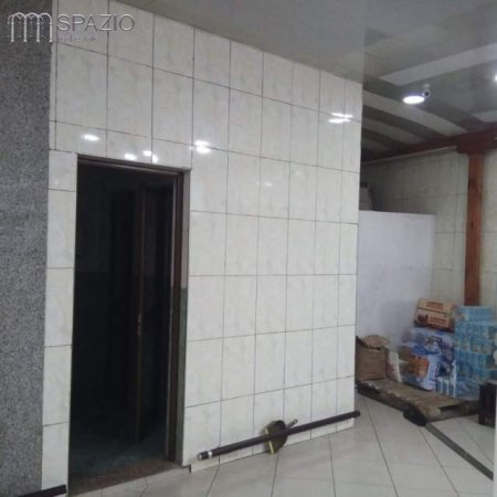 Tirane, shitet ambjent biznesi 170 m² 3.500 Euro/m2 (Rruga ''Kavajes'')