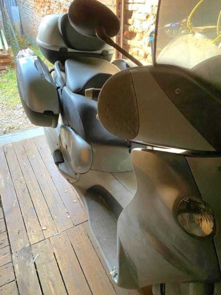 Tirane, shes APRILIA SCARABEO 500 KUBIK , gri metalizato 12.000 km 2.250 €