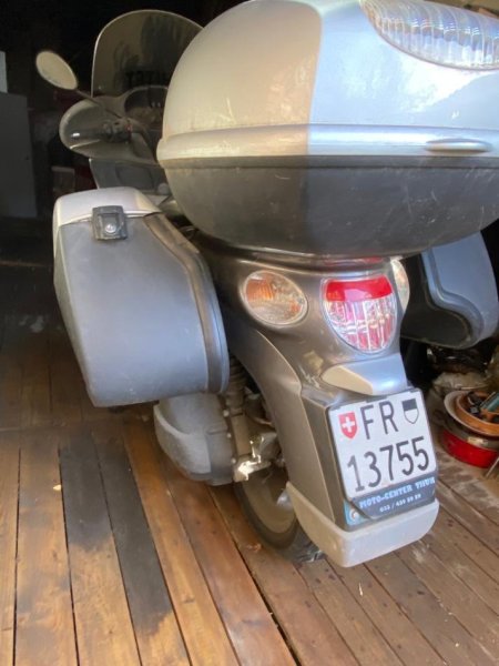 Tirane, shes APRILIA SCARABEO 500 KUBIK , gri metalizato 12.000 km 2.250 €