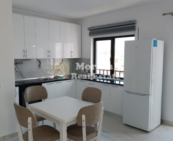 Tirane, jepet me qera apartament 2+1 Kati 5, 91 m² 500 € (Rruga Gjon Buzuku)