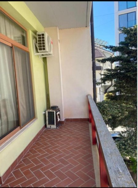 Durres, jepet me qera apartament 2+1+Ballkon Kati 4, 90 m² 550 € (Golem, Kompleksi Fafa)