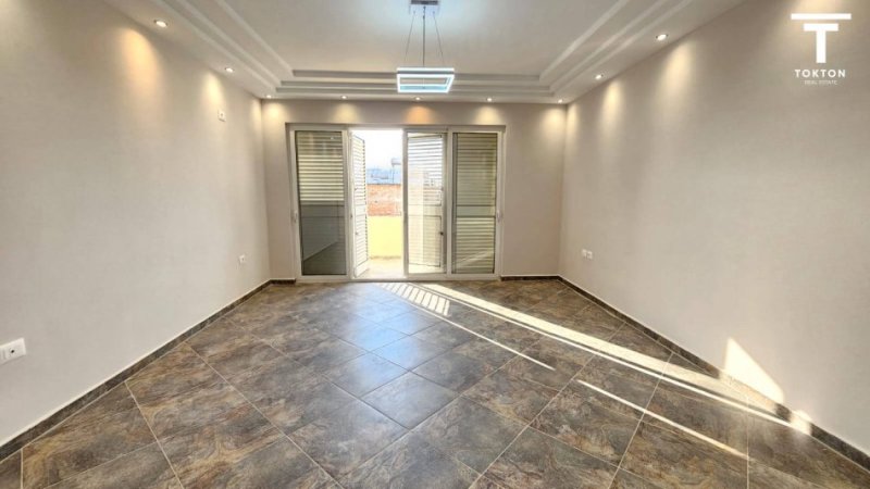 Tirane, shitet apartament 2+1 Kati 5, 122 m² 150.000 € (Oxhaku) TT 1308
