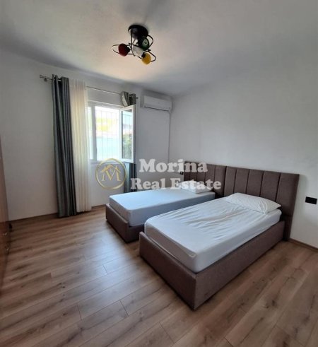 Tirane, jepet me qera apartament 2+1 , 410 m² 800 € (Laprak)