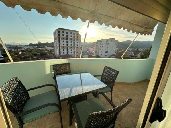 Elbasan, jepet me qera apartament 2+1+Ballkon Kati 5, 120 m² 350 € (Janaq Kilica)