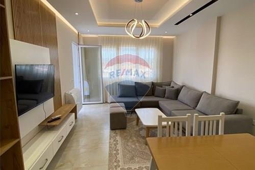 Tirane, jepet me qera apartament 2+1 Kati 2, 90 m² 500 € (QIRA APARTAMENT 2+1 NE SAUK!)