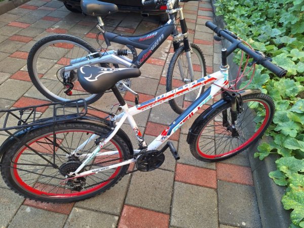 Tirane, shes biciklete 100 €