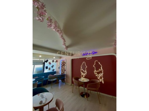 Tirane, shitet Biznes Bar Kafe Kati 0, 110 m² 40.000 € (Sheshi Skenderbej)