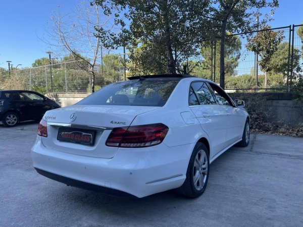 Tirane, shes makine MERCEDES E250 CDI 4 MATIC Nafte, e bardhë automatik Klima 163.000 km 12.900 €
