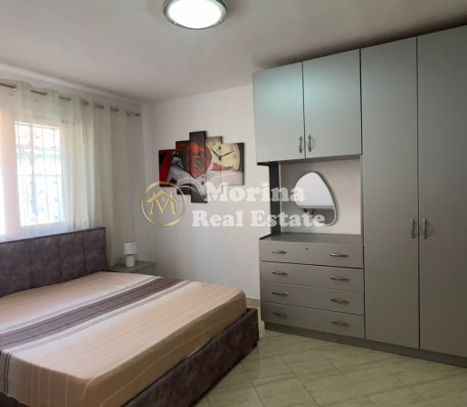 Tirane, jepet me qera apartament 2+1 Kati 2, 100 m² 500 € (Vasil Shanto)