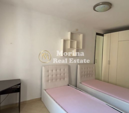 Tirane, jepet me qera apartament 2+1 Kati 2, 100 m² 500 € (Vasil Shanto)