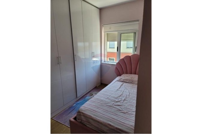 Tirane, shitet apartament 2+1 Kati 5, 92 m² 190.000 € (Rruga e Durrësit)