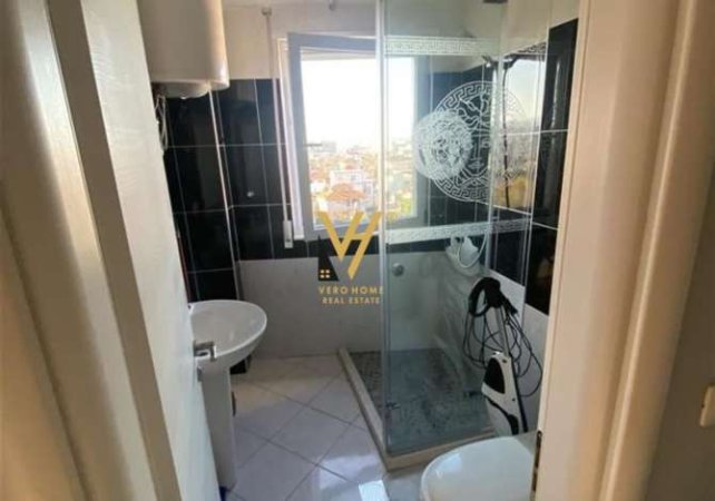 Tirane, jepet me qera apartament 2+1+Ballkon Kati 5, 114 m² 600 € (UNAZA E RE)