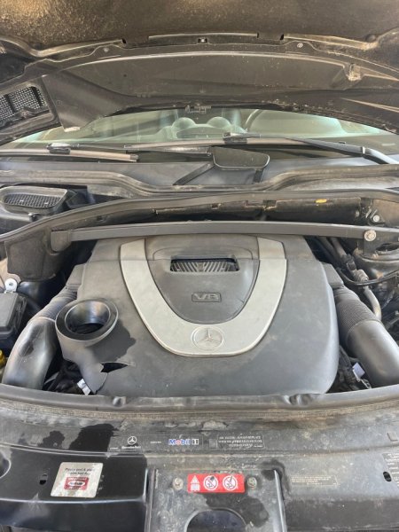 Tirane, shes makine mercedes benz gl450 benzine/gaz 2007 Benzin+Gaz, e zeze automatik Klima 250.000 km 8.000 €