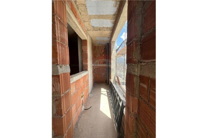 Tirane, shitet apartament 1+1+Ballkon Kati 10, 66 m² 97.000 € (SHESIM APARTAMENT 1+1 RRUGA 5 MAJI!)