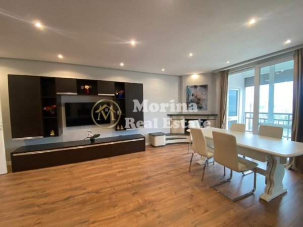 Tirane, jepet me qera apartament 2+1 , 125 m² 1.100 € (Blloku)