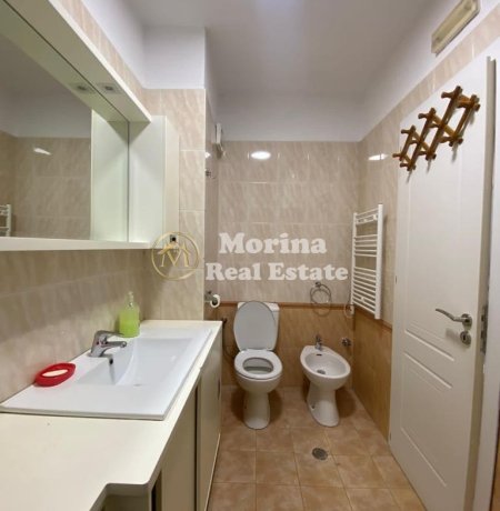 Tirane, jepet me qera apartament 2+1 , 125 m² 1.100 € (Blloku)