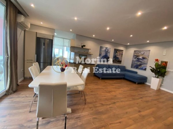 Tirane, jepet me qera apartament 2+1 , 125 m² 1.100 € (Blloku)