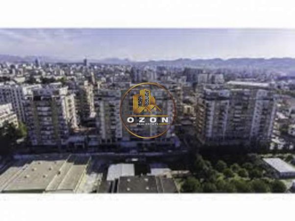Tirane, shitet lokal Kati 0, 103 m² 300.000 Euro (Don Bosko)