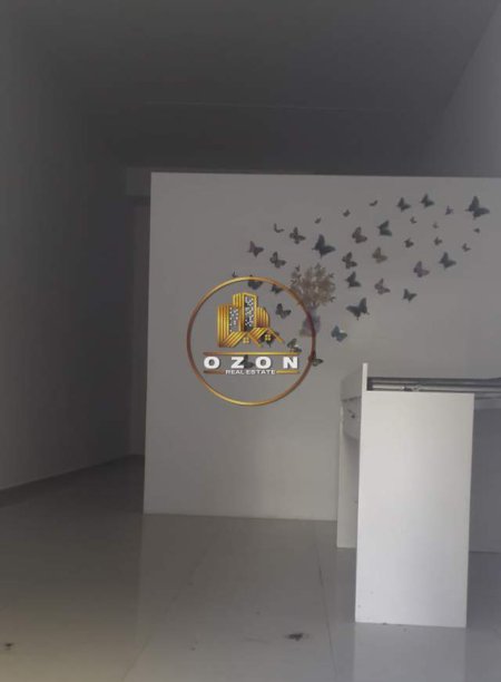 Tirane, shitet dyqan Kati 0, 40 m² 109.200 Euro (Astir)