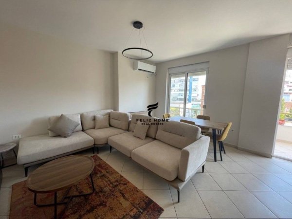 Tirane, jepet me qera apartament 2+1 Kati 3, 110 m² 850 € (RRUGA E KAVAJES)