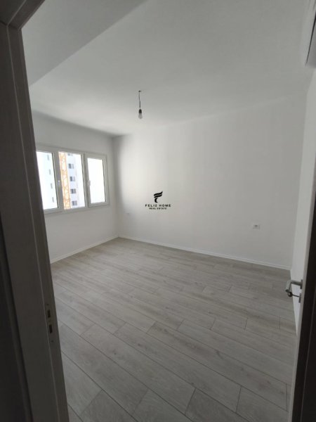 Tirane, jepet me qera apartament 2+1+Ballkon Kati 7, 98 m² 450 € (ASTIR)