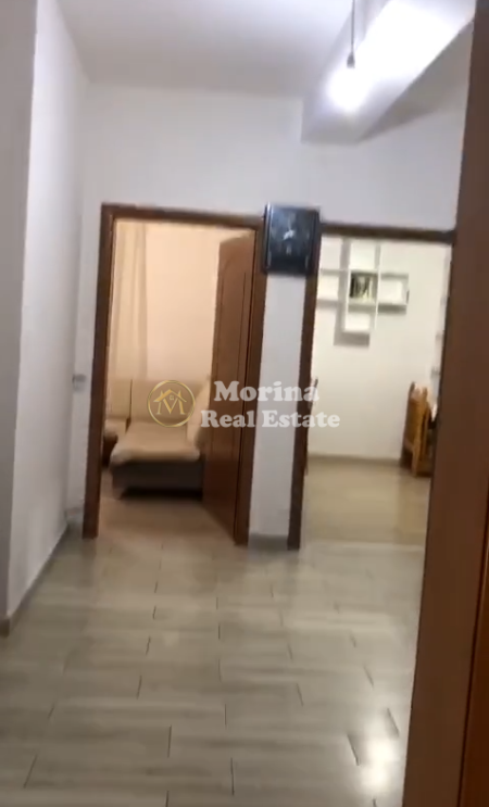 Tirane, jepet me qera apartament 2+1 Kati 2, 140 m² 450 € (5 Maji)