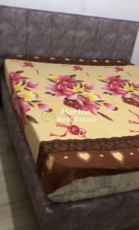Tirane, jepet me qera apartament 2+1 Kati 2, 140 m² 450 € (5 Maji)