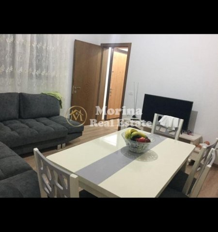 Tirane, jepet me qera apartament 3+1 Kati 1, 100 m² 700 € (Qyteti Studenti)