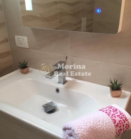 Tirane, jepet me qera apartament 3+1 Kati 1, 100 m² 700 € (Qyteti Studenti)