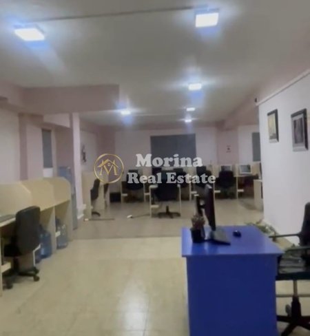 Tirane, shitet ambjent biznesi Kati -1, 205 m² 230.000 € (Rruga e Durresit)