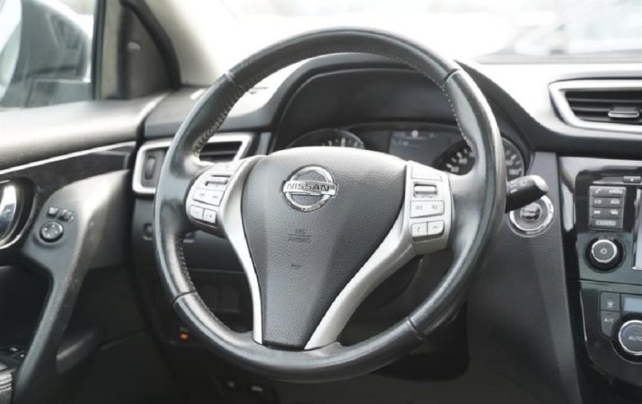 Tirane, shitet SUV | Fuoristrad | Nissan Qashqai Tekna 1.6Dci Xtronic Nafte, kafe Klima 160.000 km 12.800 €