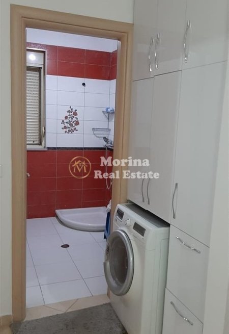 Tirane, jepet me qera apartament 2+1 Kati 4, 100 m² 750 € (Liqeni i Thate)
