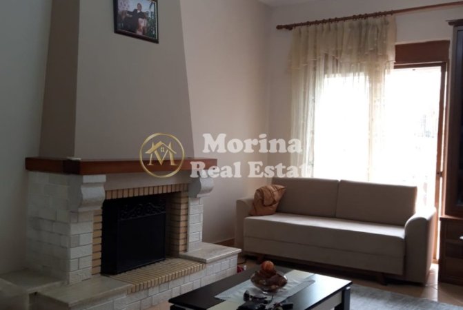 Tirane, jepet me qera apartament 4+1 Kati 1, 250 m² 1.400 € (Sauk)