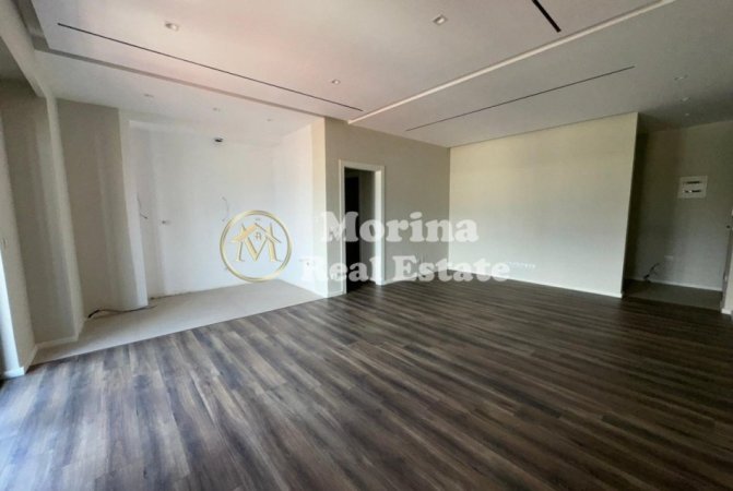 Tirane, jepet me qera apartament 2+1 Kati 4, 120 m² 800 € (Rruga Kavajes)