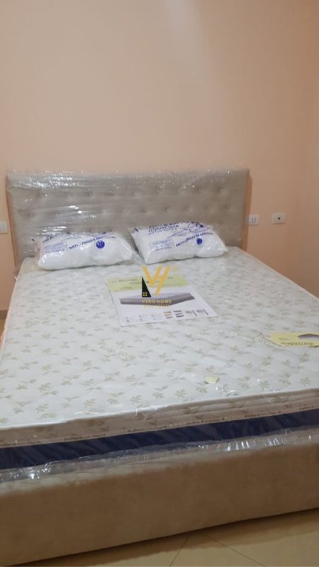 Tirane, jepet me qera apartament 3+1+Ballkon Kati 2, 100 m² 460 € (RRUGA 5 MAJI)