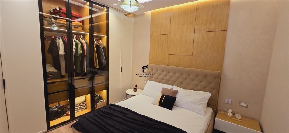Tirane, shitet apartament 2+1+Ballkon Kati 3, 72 m² 120.000 € (YZBERISHT)
