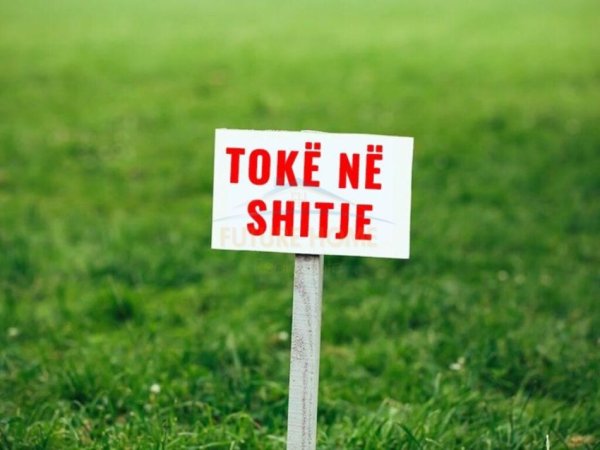 Vlore, shitet toke , 900 m² 297.000 € (Porto Palermo)
