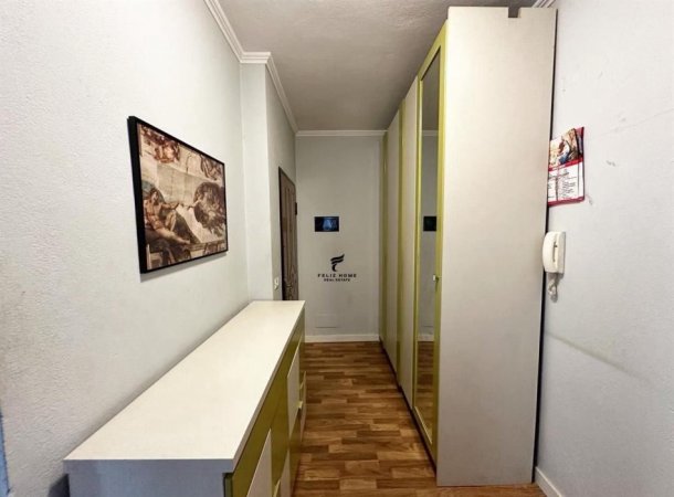 Tirane, shitet apartament 2+1+Ballkon Kati 4, 103 m² 160.000 € (KOMUNA E PARISIT)