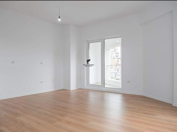 Tirane, jepet me qera apartament 1+1+Ballkon Kati 2, 62 m² 350 € (ALI DEMI)