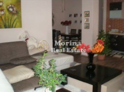 Tirane, jepet me qera apartament 2+1 Kati 2, 95 m² 600 € (Kopeshti Zologjik)