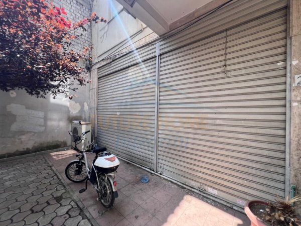 Tirane, shitet ambjent biznesi Kati 0, 69 m² 139.200 € (Rruga Riza Cerova)