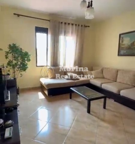Tirane, jepet me qera shtepi 2+1 Kati 2, 95 m² 500 € (Laprake)