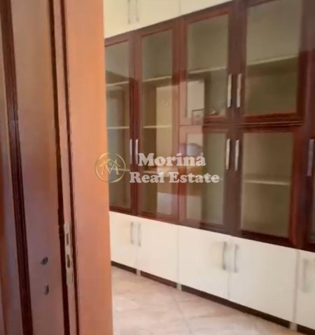 Tirane, jepet me qera shtepi 2+1 Kati 2, 95 m² 500 € (Laprake)
