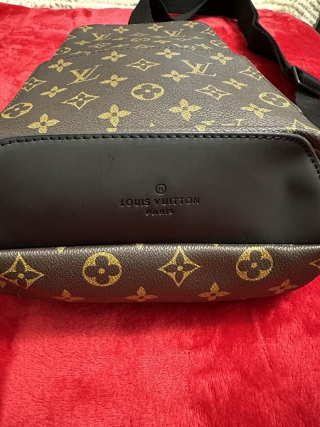 Tirane, shes Shitet Cante Louis Vuitton 150 €