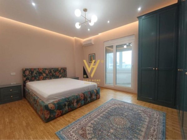 Tirane, jepet me qera apartament 1+1+Ballkon Kati 9, 70 m² 800 € (SHKOLLA E BALETIT)