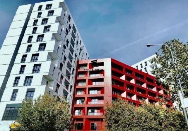 Tirane, jepet me qera zyre Kati 1, 68 m² 400 € (FARMACIA 10)